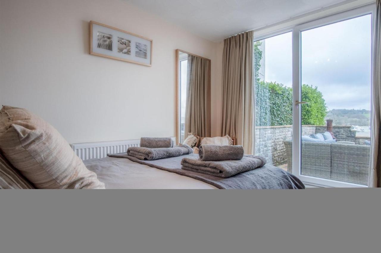 Captains Walk - 4 Bedroom Apartment - Saundersfoot Exterior photo
